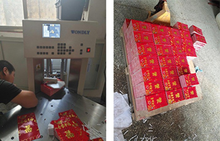 Our Staffs Are Testing The Paper Counting Machine By Using Our Customer’s Materials